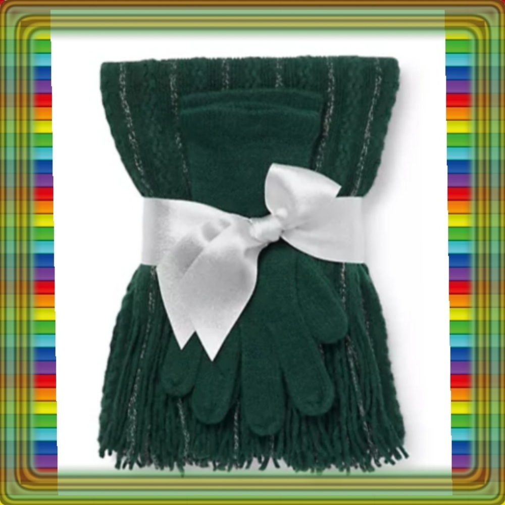 (Green)NY & Company Lurex Scarf & Gloves Gift Set